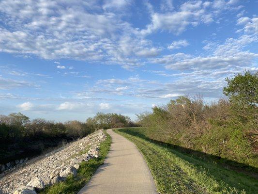 Walking/biking trail in the City of Halstead