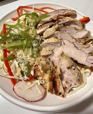 The Fire salad with chicken