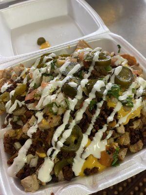 Loaded nachos