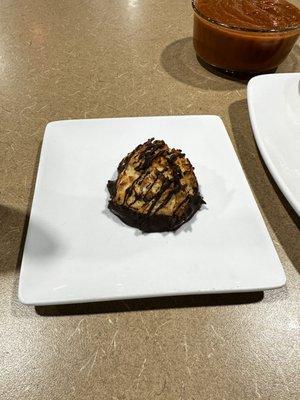 Chocolate Coconut Macaroon