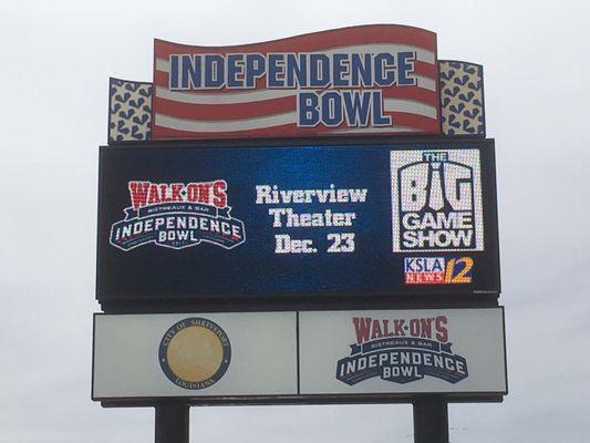 12/23/17. Hosting The Big Game Show between the college football teams competing in 42nd Independence Bowl: Florida State and Southern Miss.