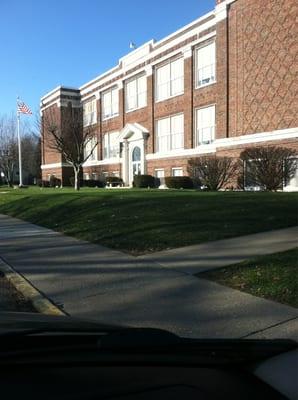 Front of Hartville elementary