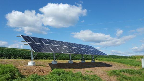 Ground mounted solar array - Ethos Green Power