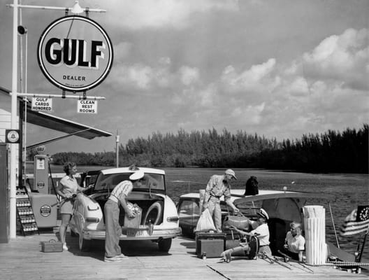 Lauderdale Marina has been operated under the same family ownership since 1948. It is considered a historic landmark on the inland waterway.