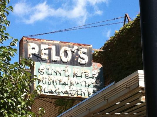 Pelo's Coffee House