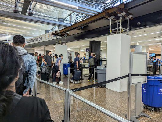 TSA PreCheck line at Seattle-Tacoma International Airport (SEA). Before security.