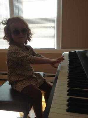 budding piano rockstar