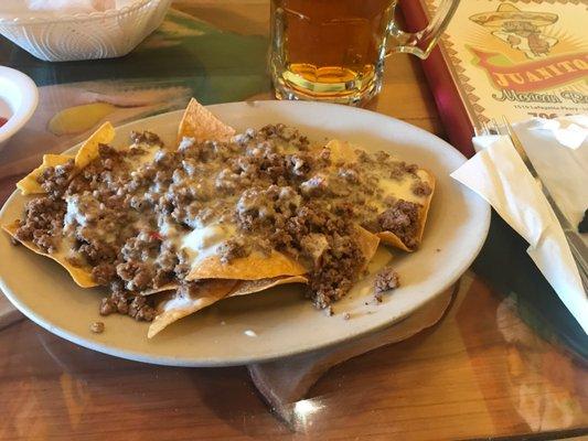 Beef nachos