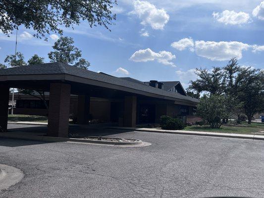 View of the front entrance and overhang for easy access to patients.