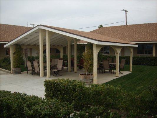 Los Amadores Motel Courtyard