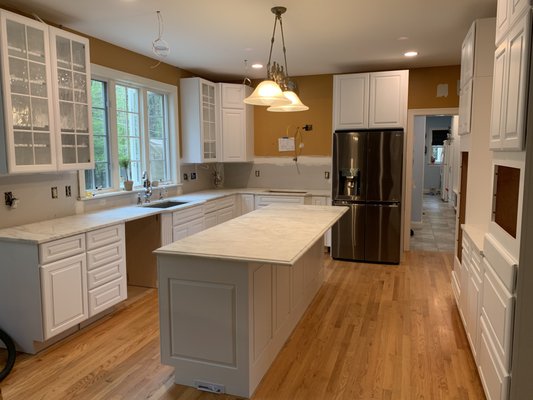 Kitchen still in progress paint/trim/fixtures/backsplash  etc, but look at that MARBLE!