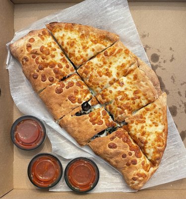 Large calzone (this is bigger than a small pizza)