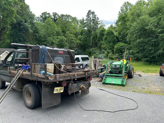 Tony same day service to my house.. !!! Love country living and the people ya meet. Tony's Welding out of Chester