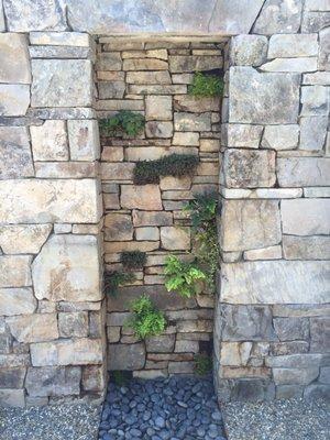 Stone nook wall