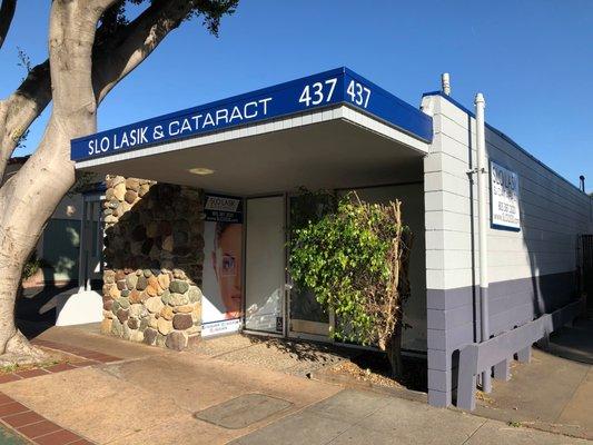 SLO LASIK & Cataract building