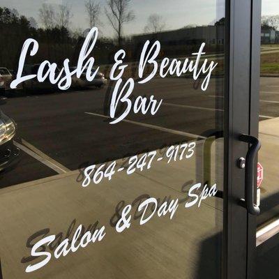 Lash & Beauty Bar