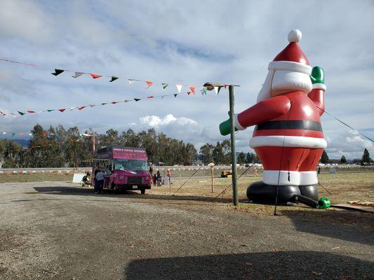 Santa you can see from hwy 101 & a food truck with churros. Yum!