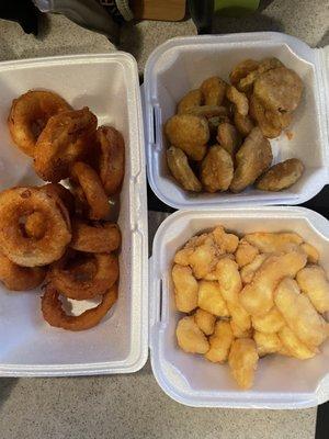 Onion rings, cheese curds & fried pickles