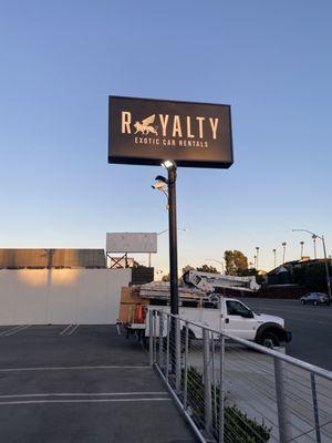 New pylon sign blades in Newport Beach