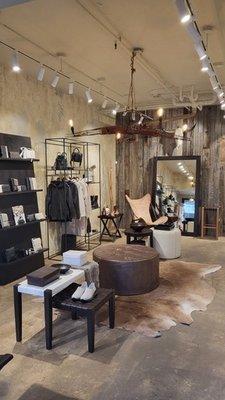 Inside's boutique