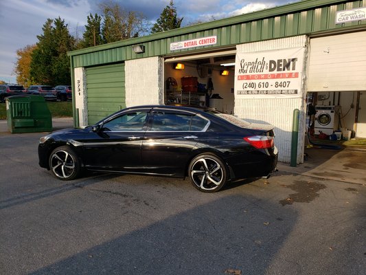 10 year old car? Does your car shine like this?
Paintless Dent Repair and Ceramic Coating!
Good as NEW!