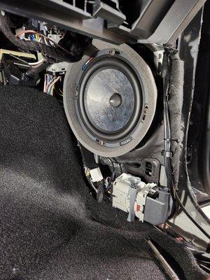 Bronco front speaker with foam ring- Focal Slate Fiber series speakers