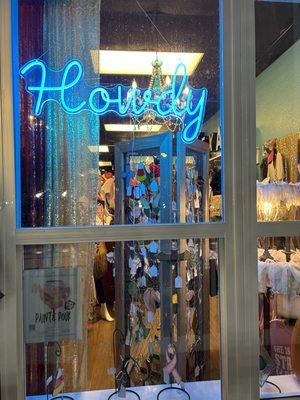 Howdy ! Come shop white rock country boutique & gifts located in kemah tx