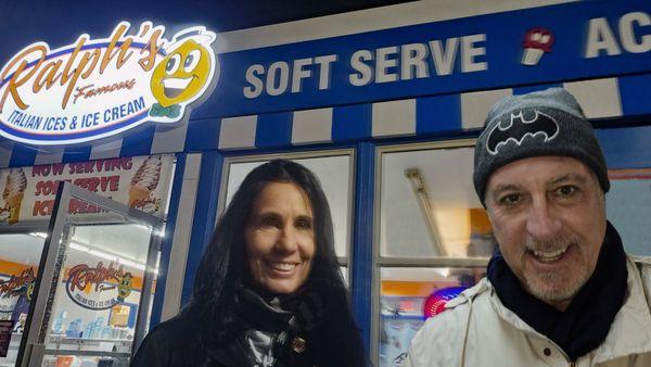 ROSARIO S. CASSATA AND CAROLYN AT RALPH'S FAMOUS ITALIAN ICES IN DIX HILLS, LONG ISLAND, NEW YORK.