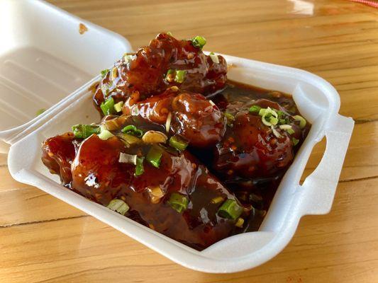 Fried Bone-In Chicken Wings Appetizer