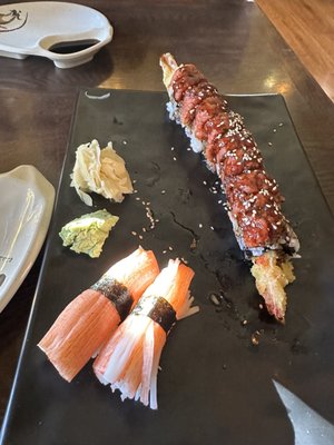 Crab was amazing and the spicy tuna is next level!