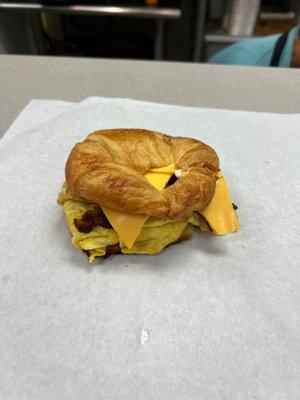 Croissant sandwich, so good!