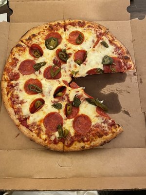 12" Medium, classic crust, pepperoni, jalapeño, extra sauce.