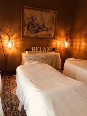 Massage side bi side with the loved ones! 60&90 minutes session available. Please call at 916-280-4345 for more details