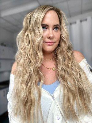 Bombshell blondes + Invisible Bead Extensions