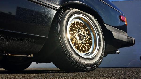 Gold powdercoat with a finished lip on original 30 year old BBS RAs