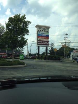 Ivy Ridge Shopping Center Sign