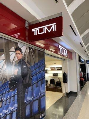 Tumi