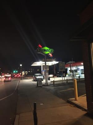 Wellesley Sunoco -- 2 Washington Street / Route 16, Wellesley            Sign & Exterior