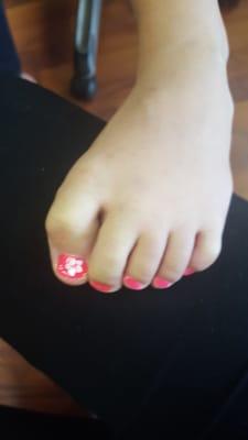 My daughters toes.