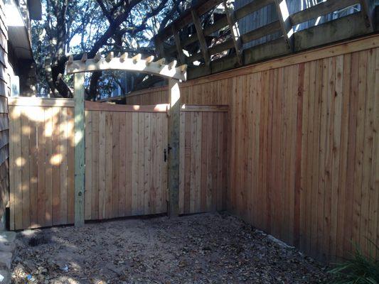 American red wood cedar fence 6 and 8'