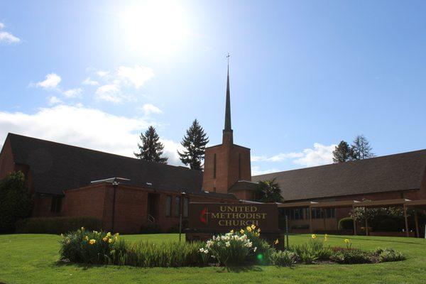 Our church building, at the corner of 8th and Lincoln in Downtown Hillsboro.