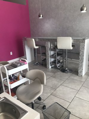 Color Me Beauty Bar