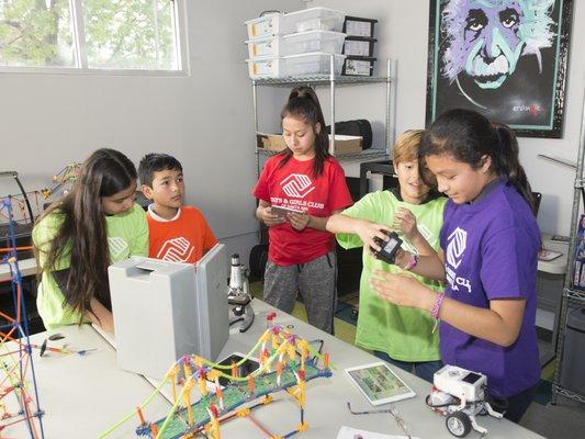 In our Tech Lab, we offer STEAM enrichment programs and activities.