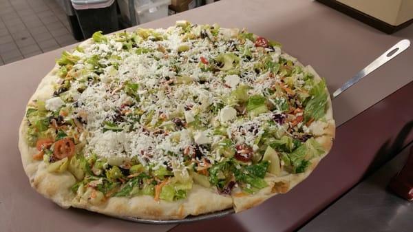 Salad pizza