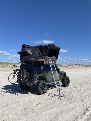 JEEP ON THE BEACH