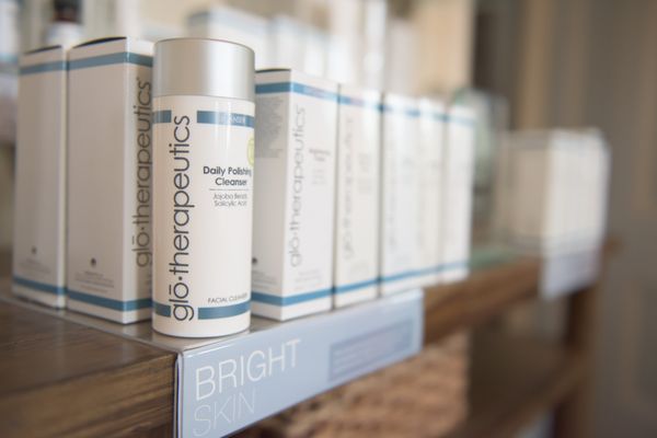 GLO Therapeutics offers a wide range in pharmaceutical grade products that address every skin's needs.