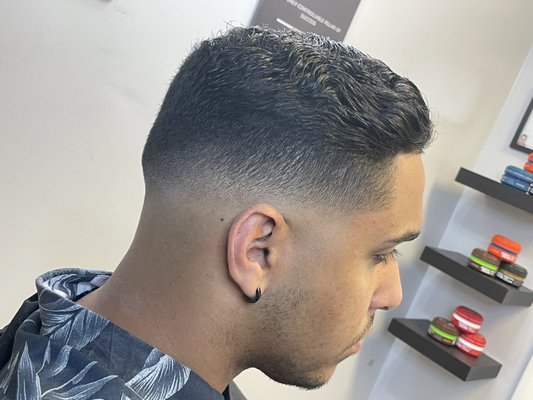 Mid fade