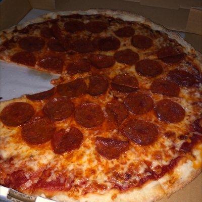 Pepperoni pizza