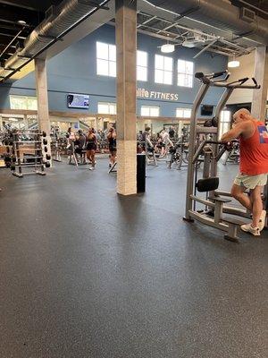 Free weight floor