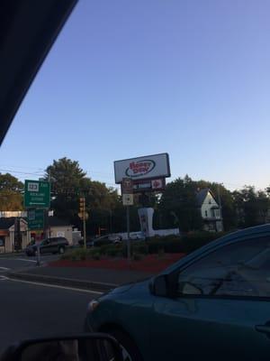 Honey Dew Donuts -- 715 Plymouth Street / Route 58, Abington               Sign